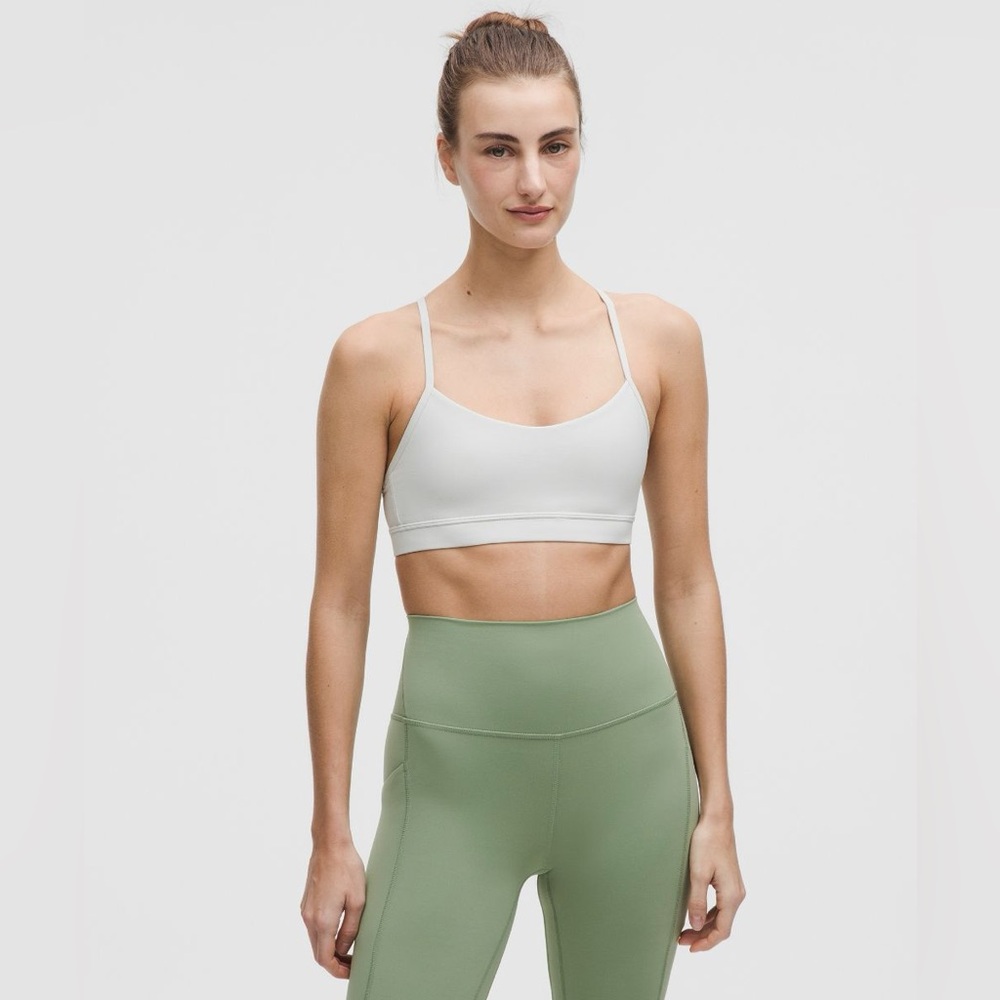 Lululemon Flow Y Bra Nulu Light Support, A–C Cups Light Grey/Greenish Sz 10